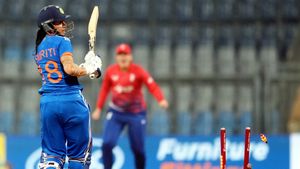 IND-W vs ENG-W 2023: England beat India by 38 runs in 1st WT20