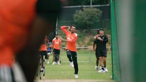 IND vs SA: 'Being ignored purposefully' - Fans in shock as Yuzvendra Chahal ignored despite Kuldeep Yadav's absence