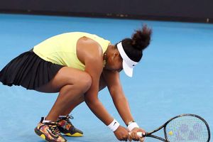 Naomi Osaka suffers second-round exit to Karolina Pliskova in Brisbane