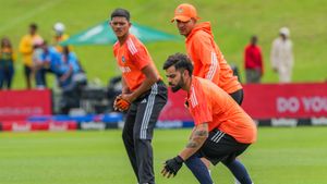 No Place For Gill Or Jaiswal In Aakash Chopra's India Opening & Number Three Slots For T20 World Cup 2024