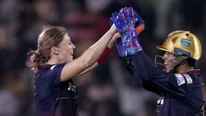 RCB star batter Heather Knight Opts Out of WPL 2024, Citing Scheduling Conflicts