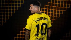 Jadon Sancho Reunites With Borussia Dortmund On Loan From Manchester United