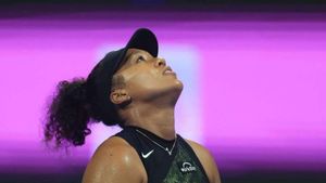 Qatar Open: Naomi Osaka crashes out after narrow defeat to Karolina Pliskova
