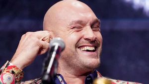Tyson Fury-Oleksandr Usyk world heavyweight title fight rearranged for May 18