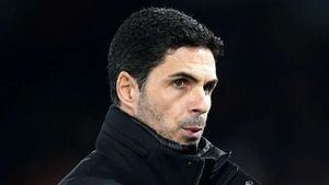 Mikel Arteta admits to learning a lot from Liverpool boss Jurgen Klopp
