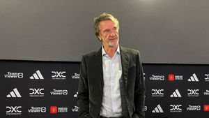 Sir Jim Ratcliffe completes purchase of Manchester United stake