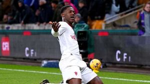 Manchester United boss Erik ten Hag heaps praise on matchwinner Kobbie Mainoo