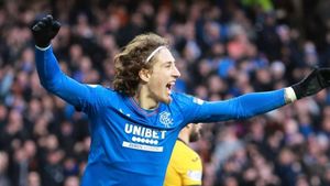 Fabio Silva targets trophies as Rangers march on