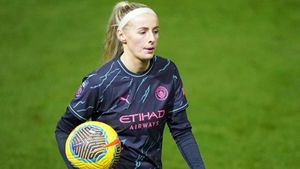 Gareth Taylor confident Manchester City can keep Chloe Kelly