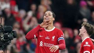 Virgil van Dijk leads Liverpool to Carabao Cup glory with winner against Chelsea