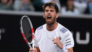 Rio Open: Cameron Norrie cruises into second round
