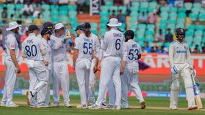 IND vs ENG: England to Head Back to Abu Dhabi, to Return to India Before 3rd Test in Rajkot