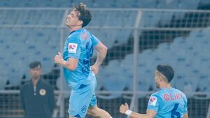 ISL Match Result: East Bengal Slump To Another Defeat As Mumbai City FC Dominate in Kolkata