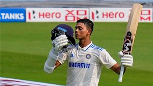 IND vs ENG 2nd Test: England Reach 32/0 At Lunch On Day 2 After Jaiswal Double Ton Powers India To 396