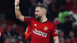 Will Luke Shaw play again for Manchester United this season?