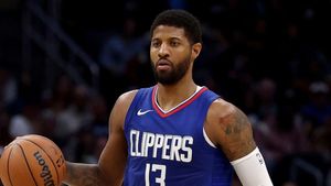 NBA: Clippers rally past Warriors despite Curry's 41 points