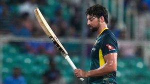 NZ vs AUS 1st T20I: Tim David Cameo Seals Last-Ball Thriller For Australia in Wellington