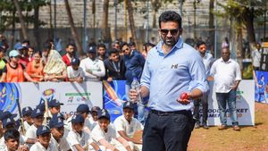 IND vs ENG: Zaheer Khan concerned about India's batting on slow pitches