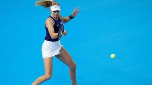 Katie Boulter loses to Victoria Azarenka in Miami Open