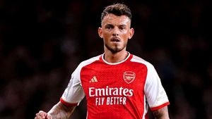 Ben White becomes latest Arsenal player to commit long-term future at the club