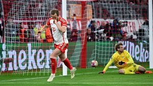 Harry Kane fires Bayern Munich into quarter-finals of Champions League