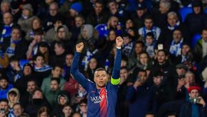 Kylian Mbappe scores twice as PSG breeze past Real Sociedad in Champions League
