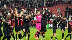 Bayer Leverkusen restore 10-point lead at top of Bundesliga with Wolfsburg win