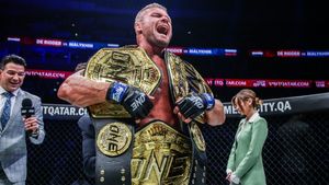 ONE 166: Qatar - Malykhin Wrecks De Ridder To Make History As Three-Weight ONE World Champion