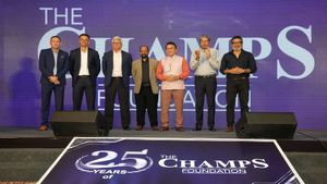 Champs Foundation: Rahul Dravid, Sunil Gavaskar present to celebrate 25 Years of Foundation