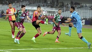 East Bengal Players Ratings in Kolkata Derby: Saul Crespo Shines, Others Faulter
