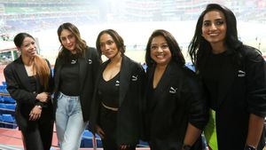 WPL 2024: Mary Kom, Kareena Kapoor Khan spotted watching DC vs RCB thriller in Delhi