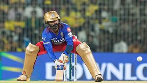 IPL 2024: Dinesh Karthik hailed after steering RCB to IPL victory over PBKS