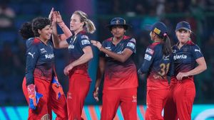 WPL 2024 Eliminator: All-round Ellyse Perry, bowlers help RCB enter Final with nail-biting win over MI