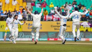 IND vs ENG 5th Test: From 175/3 to 183/8 - Indian Spinners Led By Kuldeep Yadav Master England Collapse