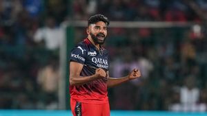 'My Hands would burn as I flipped Roomali Roti': Mohammed Siraj opens up on struggle on 30th Birthday