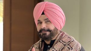 IPL 2024: Navjot Singh Sidhu Returns To Commentary, Joins Star Sports’ Incredible Star Cast