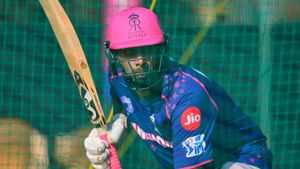 R Ashwin Highlights Dual Demands of IPL: 'Training Amidst Advertisement Shoots'