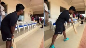 Sanju Samson's Heartwarming Gesture; Plays Cricket with Specially-Abled Child