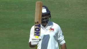 Shardul Thakur hits maiden first-class hundred to put Mumbai on top of Tamil Nadu in Ranji Trophy semi-final