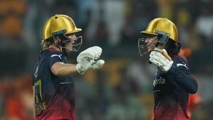 'I am super proud...': Sophie Devine heaps praises on RCB star despite defeat