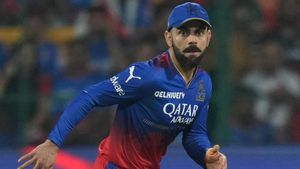 IPL 2024: Virat Kohli goes all local in his rant against Punjab Kings spinner Harpreet Brar, video goes viral