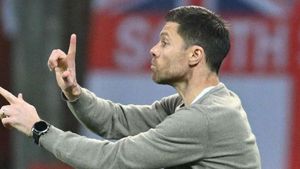 Xabi Alonso urges Leverkusen to take 'first chance' to wrap up Bundesliga title