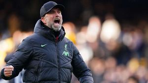 Jurgen Klopp hails 'complete' second-half performance as Liverpool beat Fulham