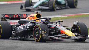 Max Verstappen powers to dominant victory in Chinese Grand Prix