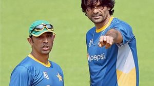 PAK vs NZ: Azhar Mahmood Named Pakistan Head Coach; Wahab Riaz Announced As Senior Team Manager