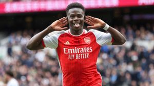 Tottenham 2-3 Arsenal: Gunners hold off late fightback to boost title hopes
