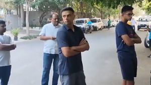 Election 2024: Twitter Pours Love as India Coach Rahul Dravid casts Vote with Public on a Queue in Bengaluru