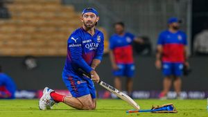 IPL 2024: Glenn Maxwell takes a break from RCB for Mental Refreshment, When will he Come Back?