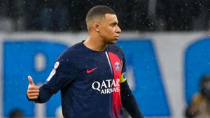 PSG equal Ligue 1 record with away win over rivals Marseille