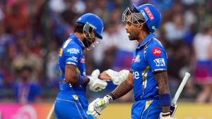 IPL 2024: Can Mumbai Indians Still Qualify For Playoffs After Defeat to Delhi Capitals on April 27?